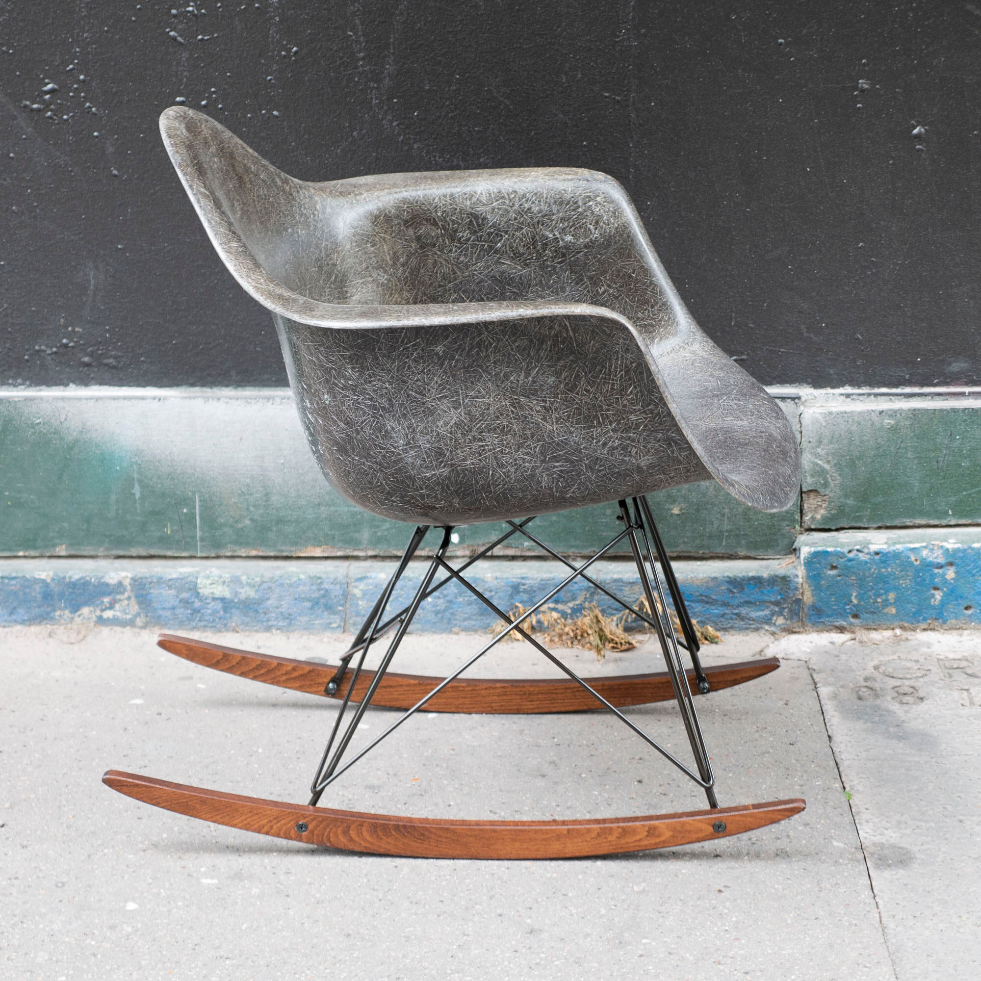 Rocking chair de Charles & Ray Eames pour Herman Miller