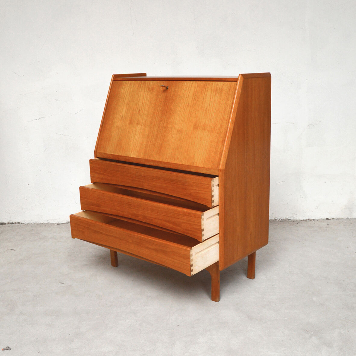 Danish Secretary teak 1960