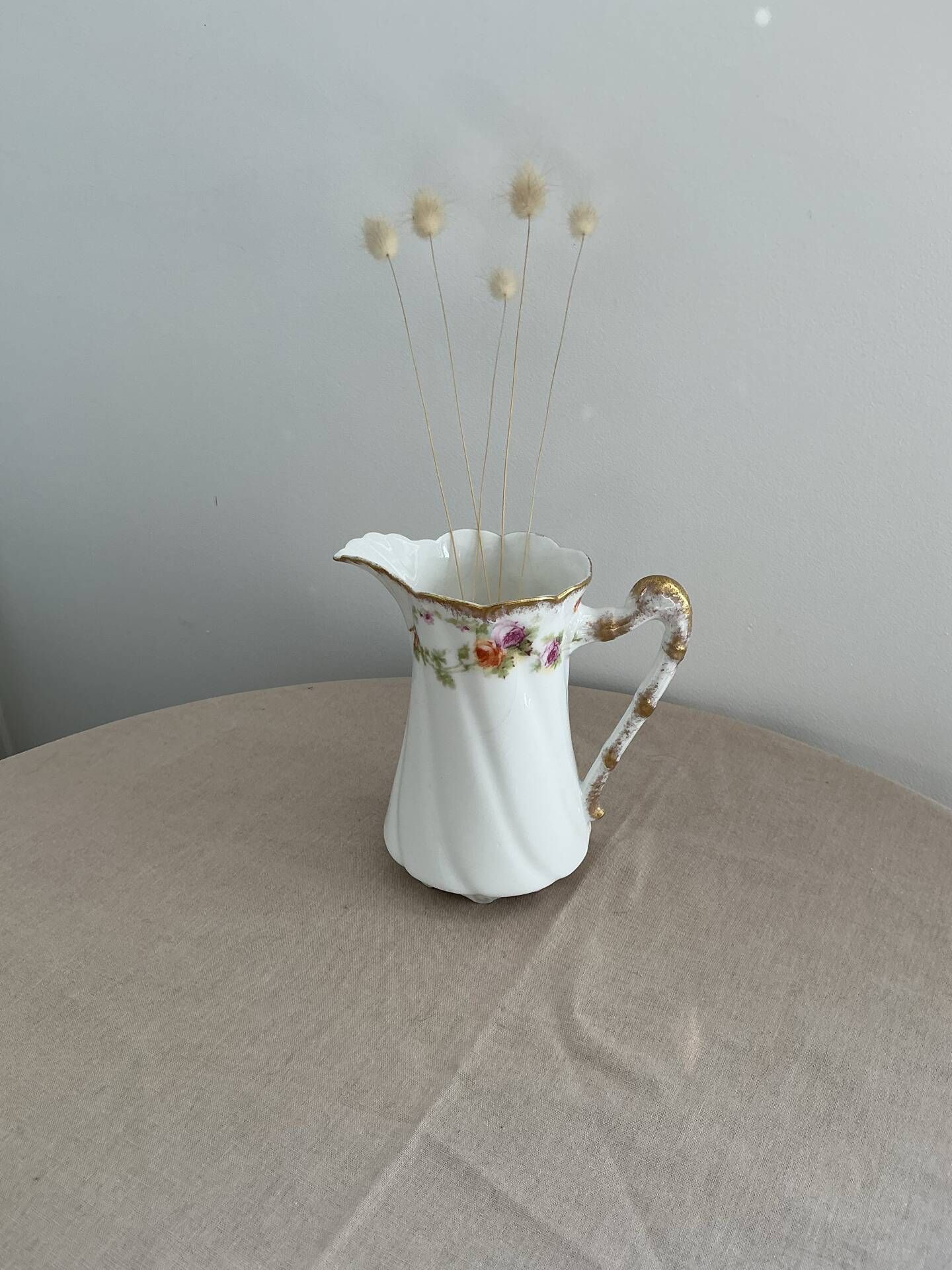 Limoges porcelain jug decorated with roses – Art Nouveau 1900-1920