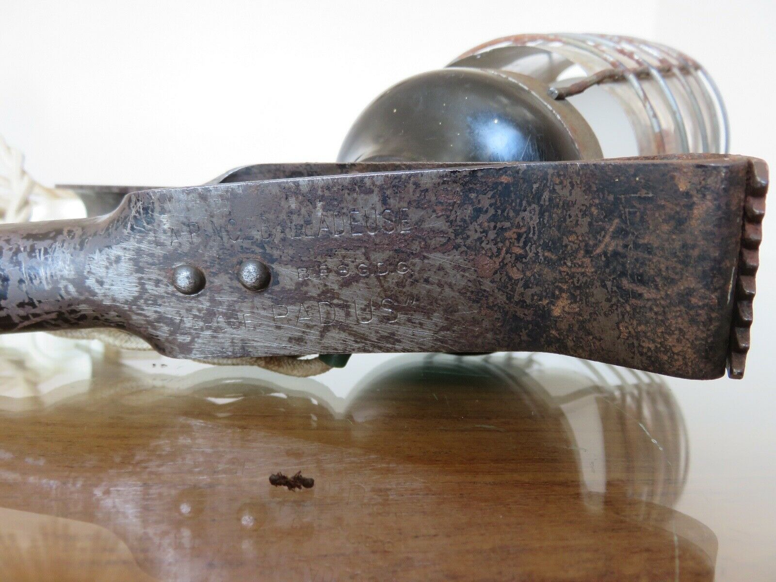 "Radius" bakelite walking lamp 40s 50s