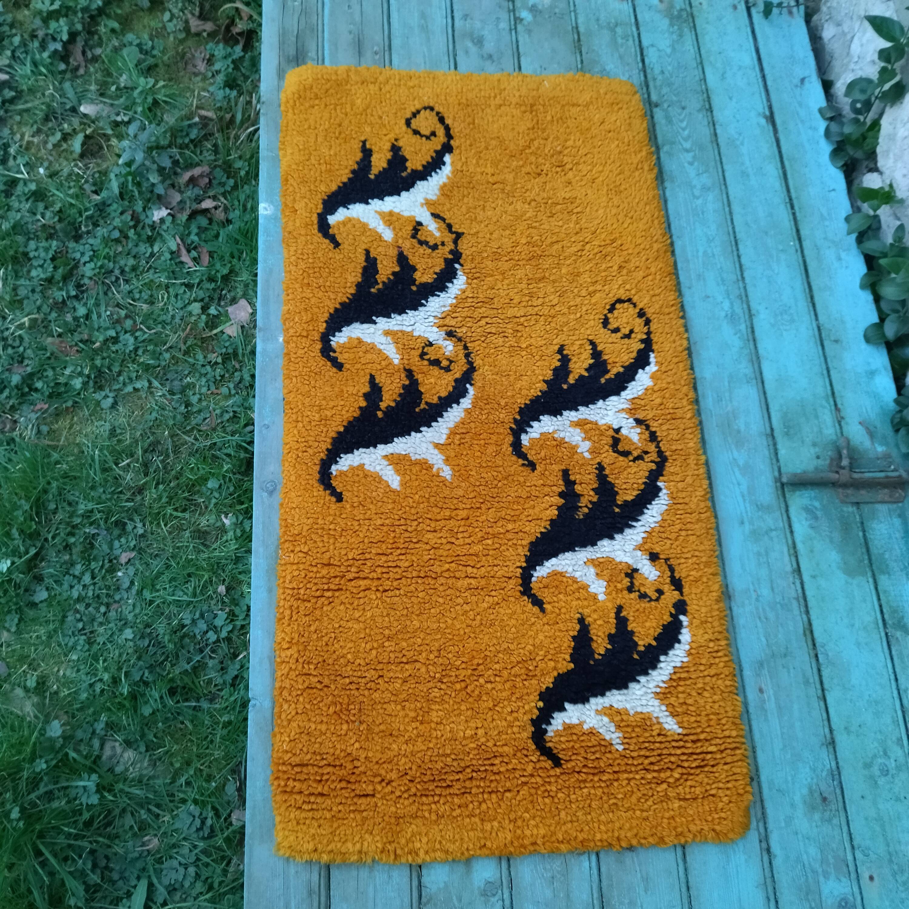 Wool carpets 60s 111x56cm