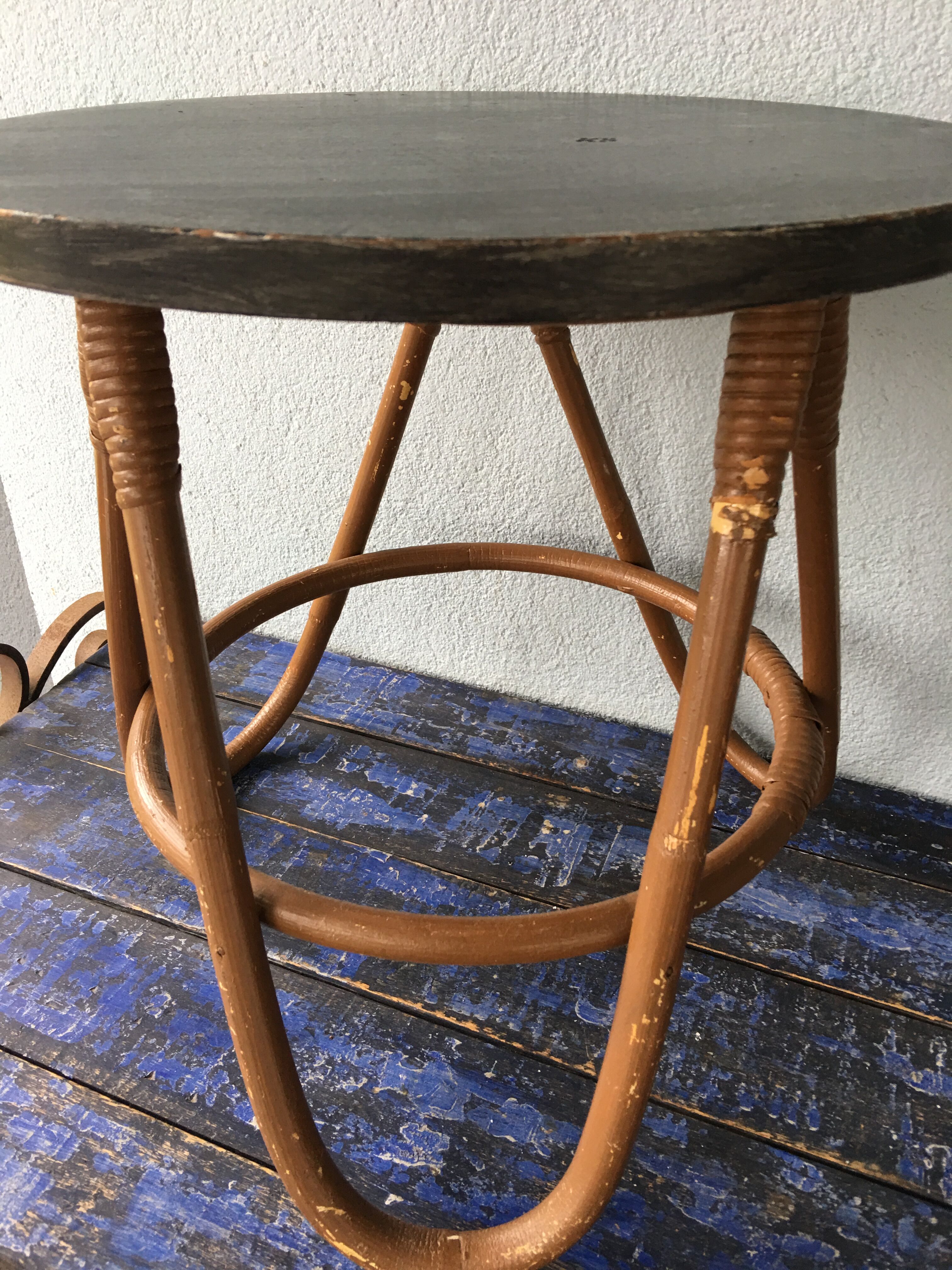 Gueridon, vintage two-coloured rattan coffee table