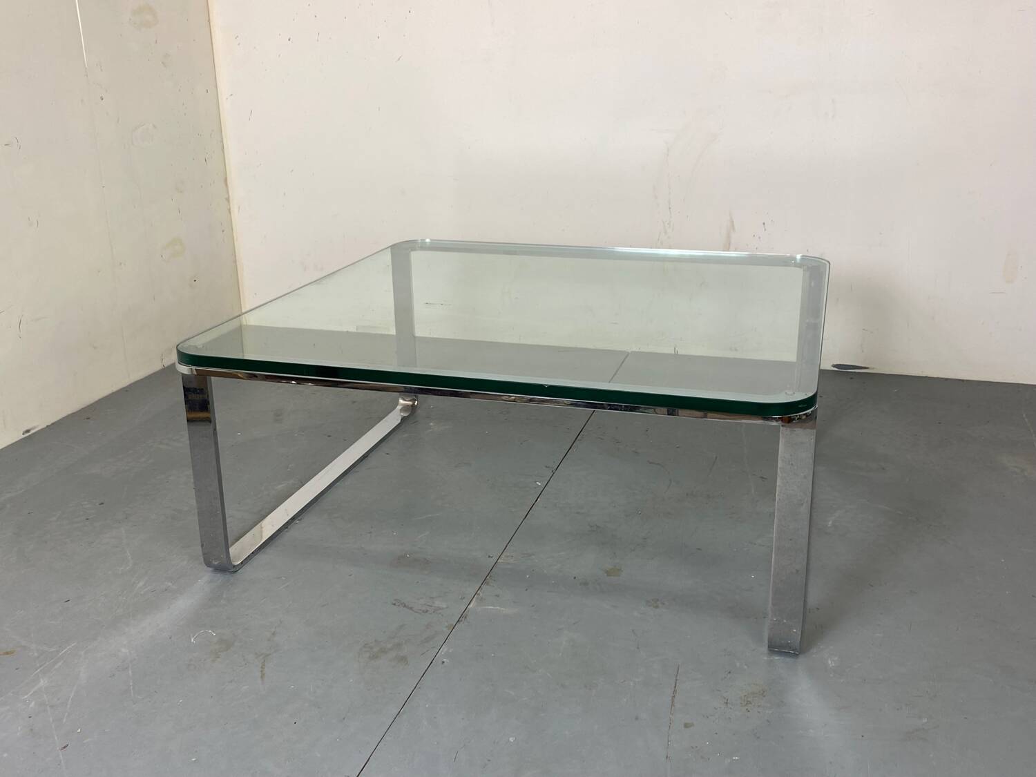 Table basse moderniste suisse en chrome, acier et verre de Strässle, années 1970