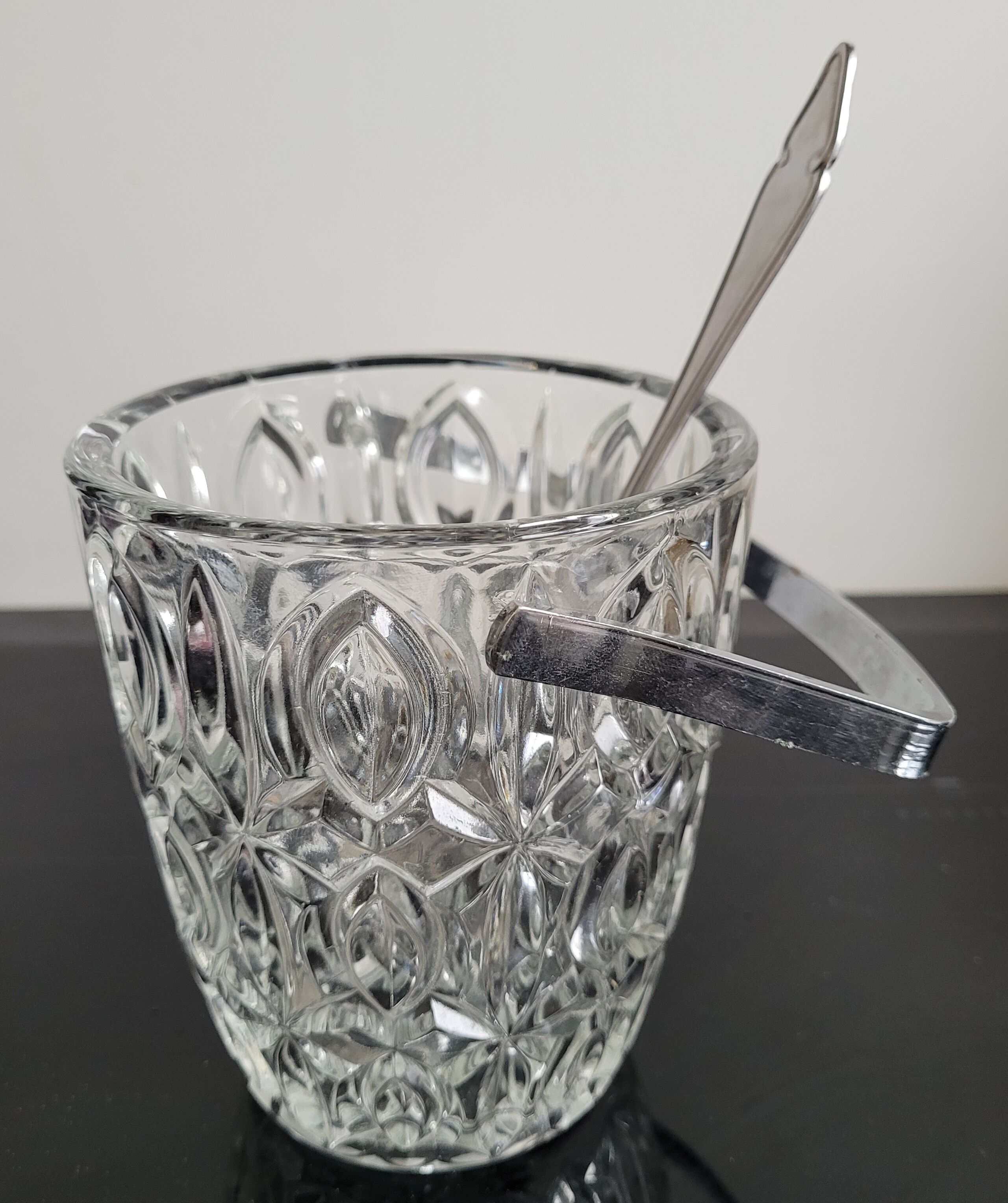 Ice bucket and serving spoon