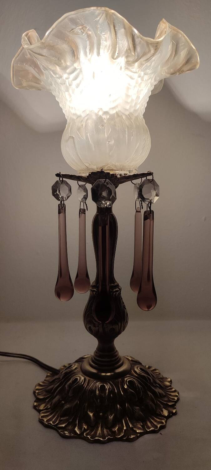 Lampe de table "Art Nouveau" en bronze. Espagne, années 1940.