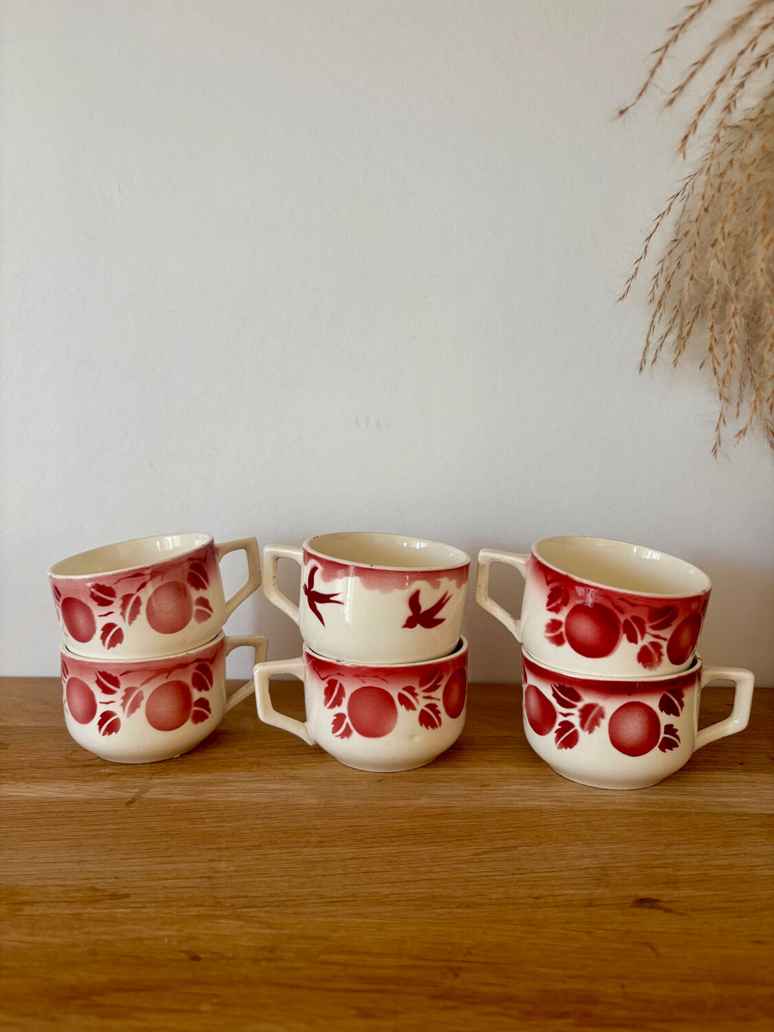 Set of 6 antique cups with fruits and birds from Badonviller.