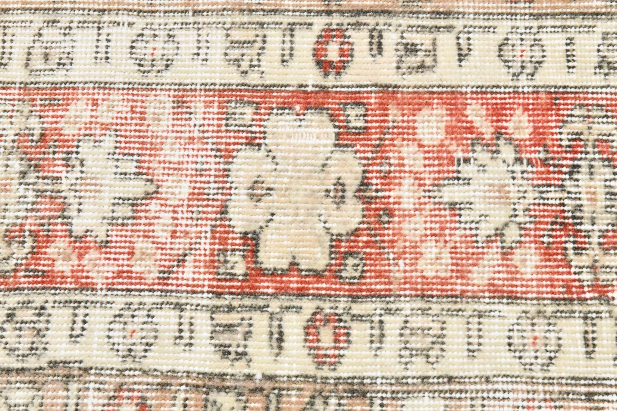 Tapis persan vintage à motif floral