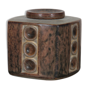 Pot par marianne Starck