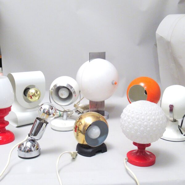 Lampe spot boule blanche années 70