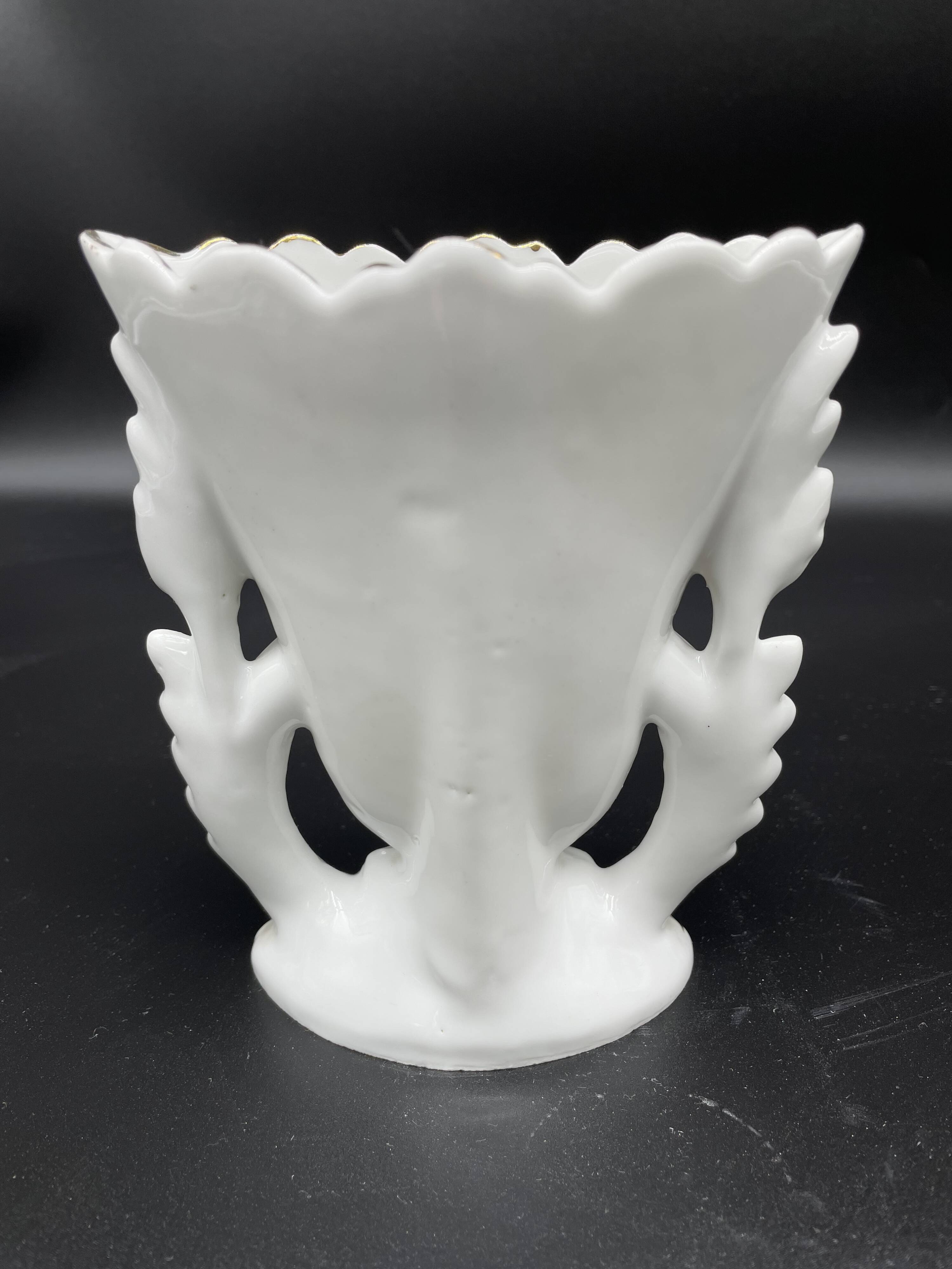 Wedding vase, white porcelain of paris, gold decoration, gilded, flowers, decoration