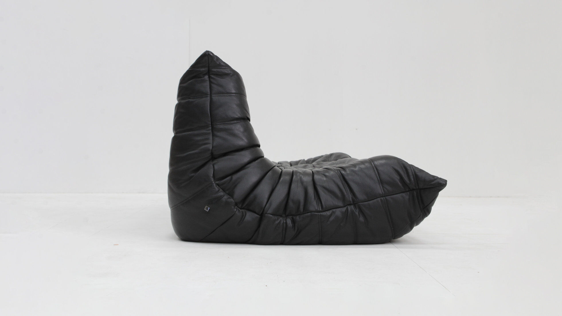 Vintage Togo Ligne Roset 3 seater sofa black leather by Michel Ducaroy 1990s