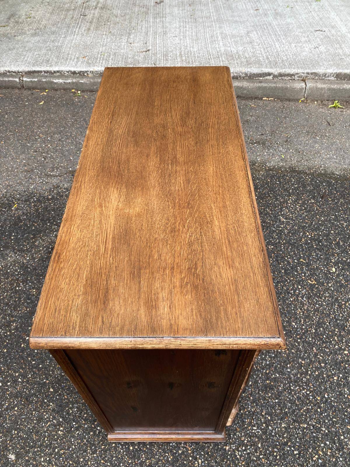 Vintage Louis XIV commode from the 1950s in dark oak.