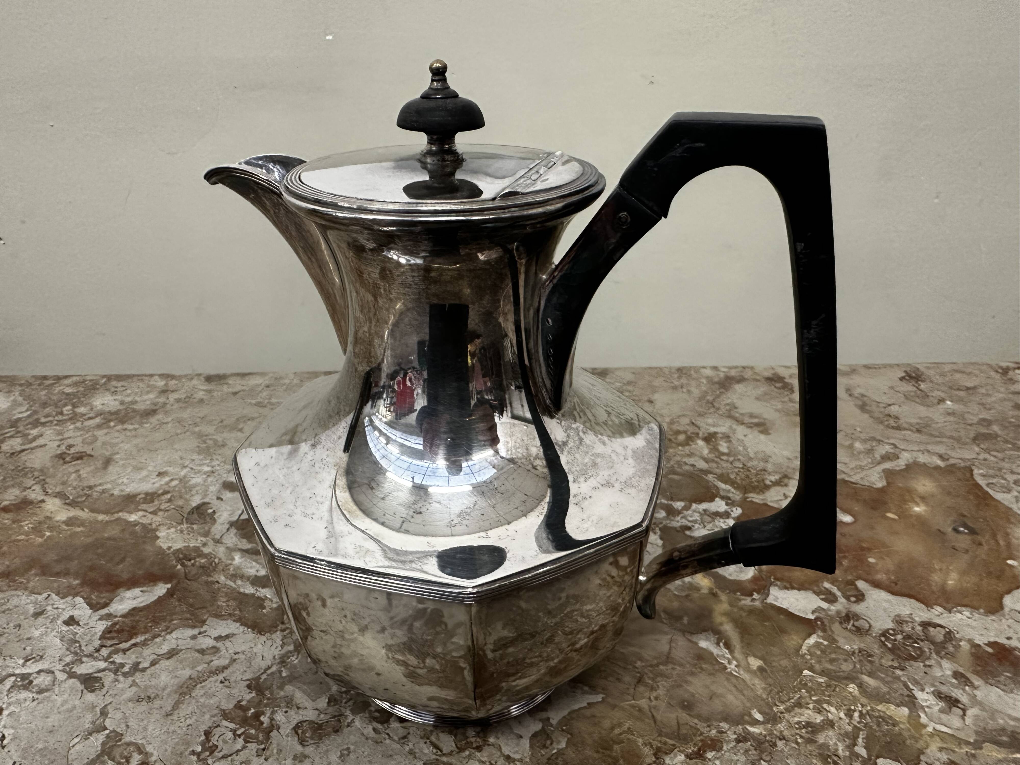 Kirby Beard & Co Paris - Made in England - Silver Metal Teapot H 21cm