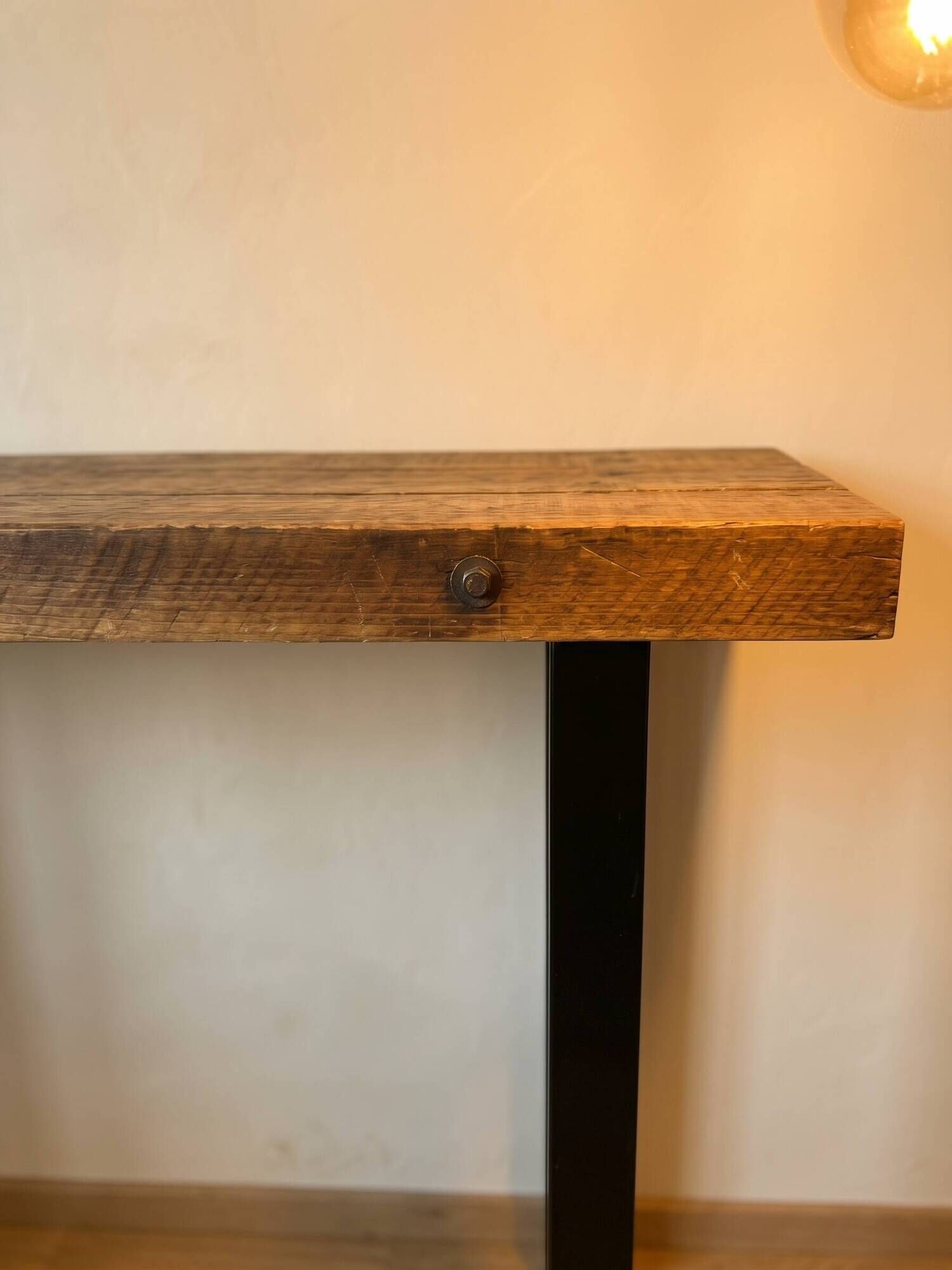 Console industrielle bois massif et acier noir