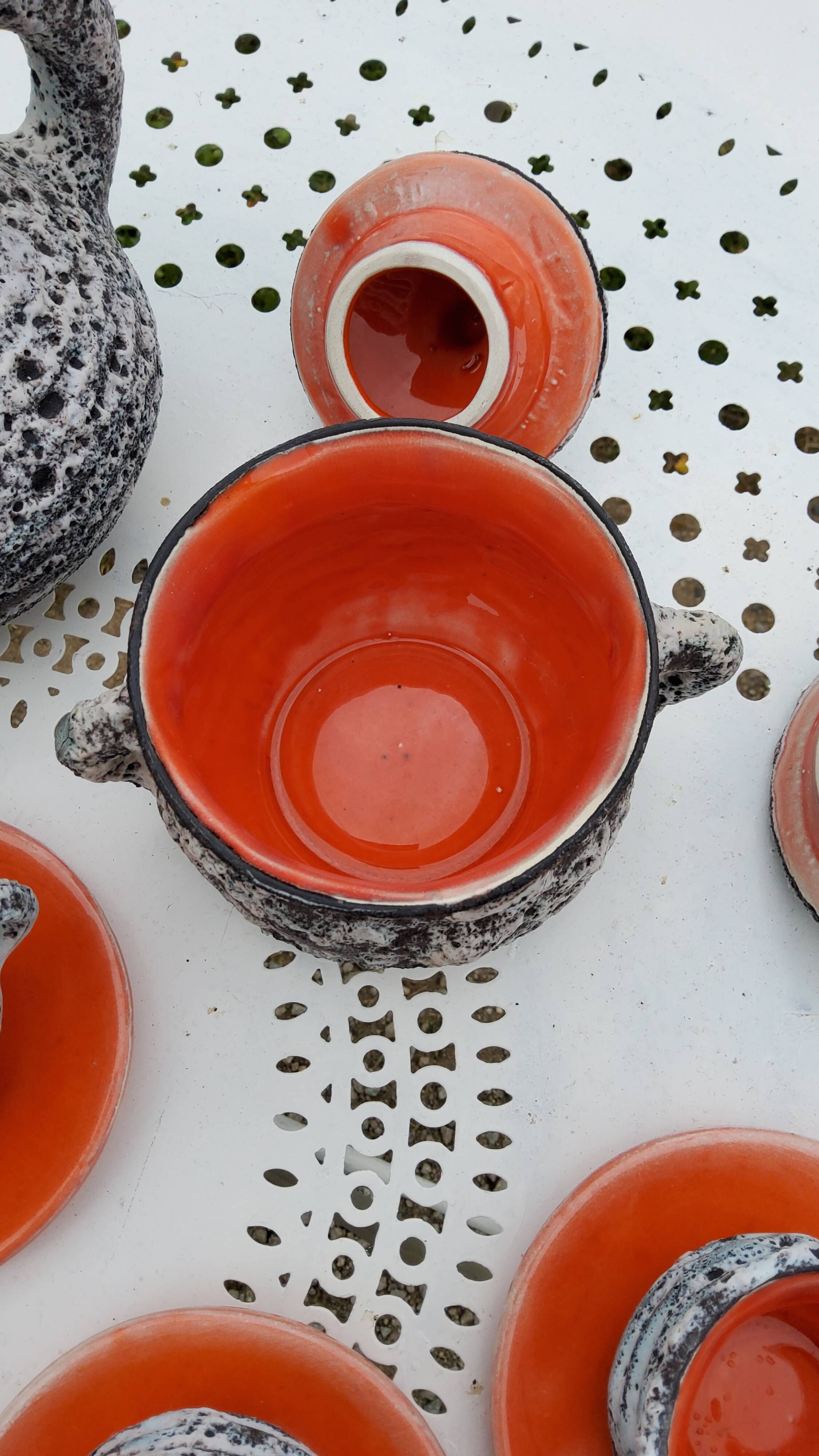 Coffee service and liqueur service of the 70s in faience of Vallauris