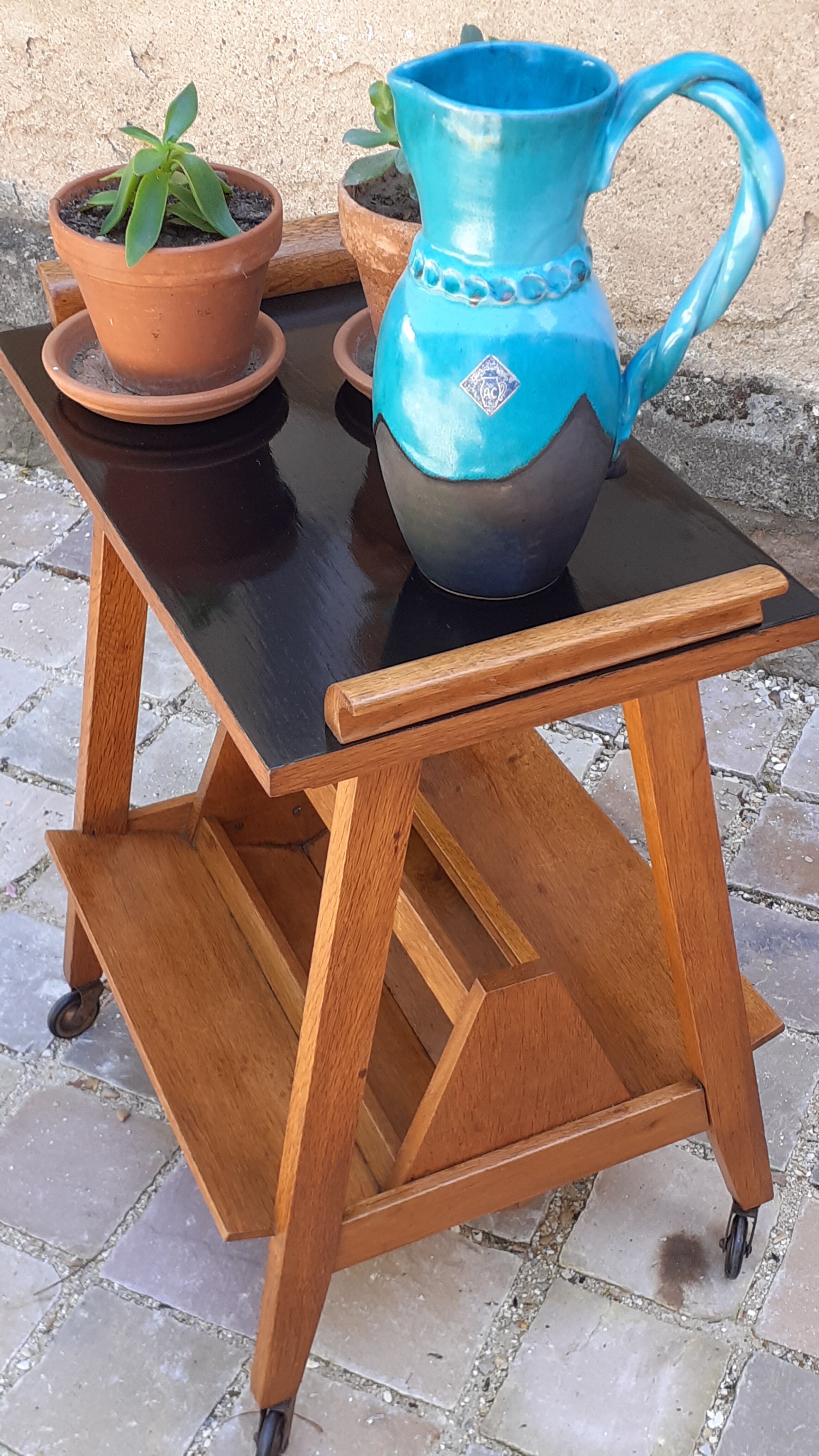 Vintage service year 50 in oak
