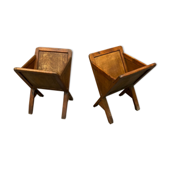 Wooden review door duo