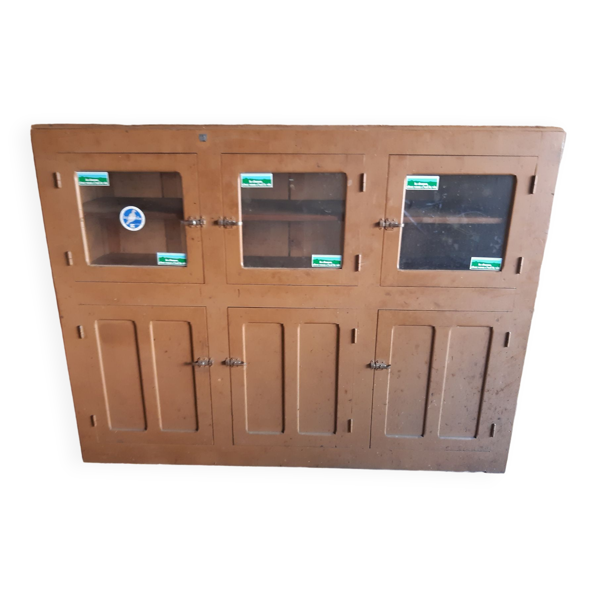 Antique gunsmith's showcase