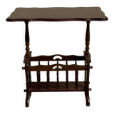 Porte-revue en bois tourné brun