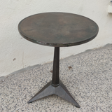 Art Deco pedestal table
