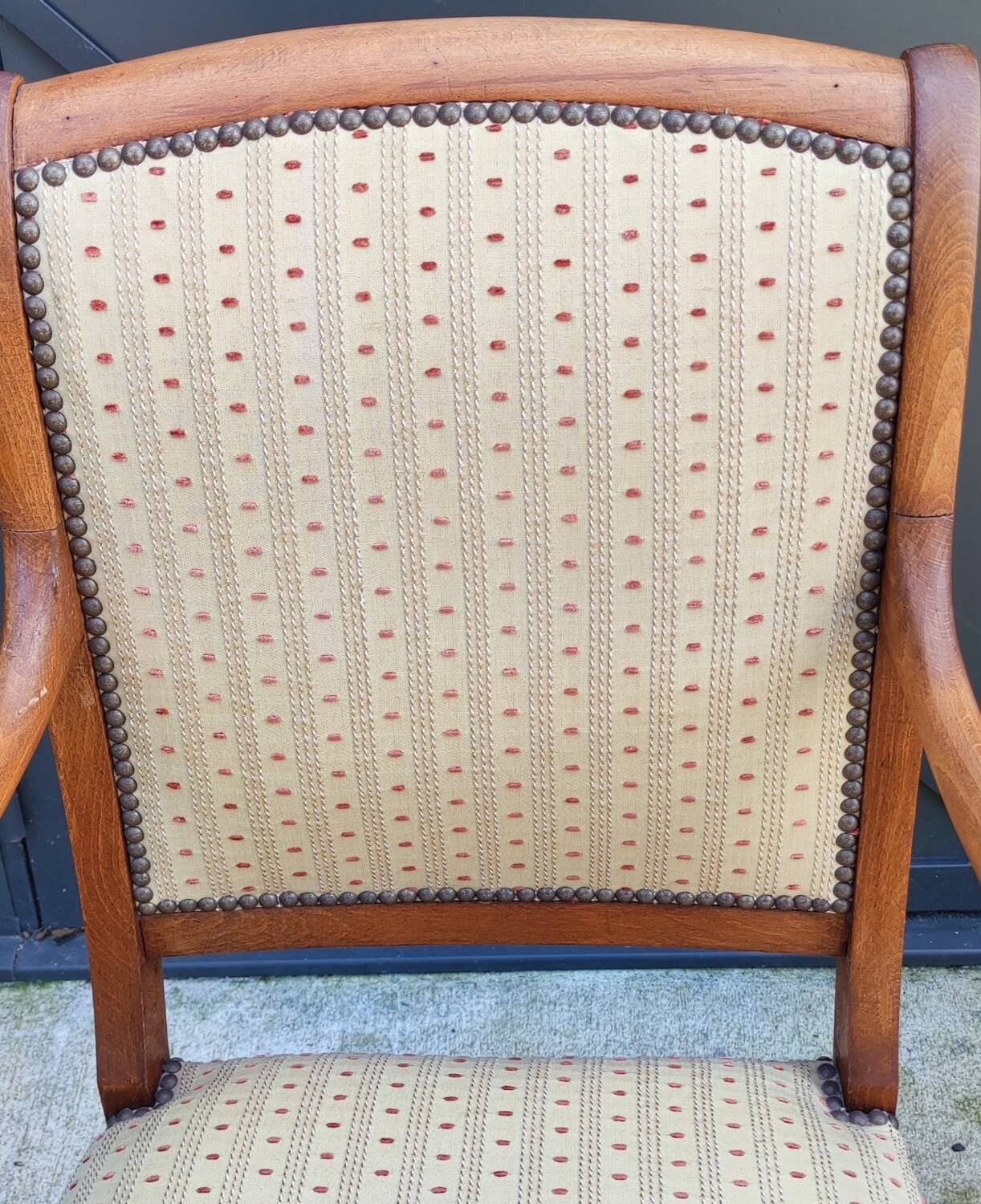 Old office chair with a stick