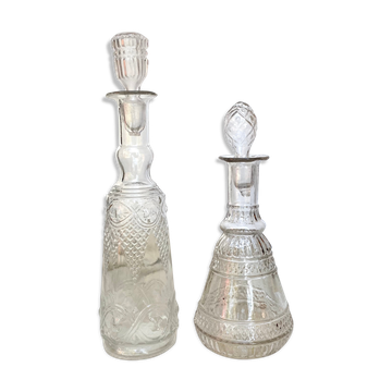 Carafes anciennes en verre