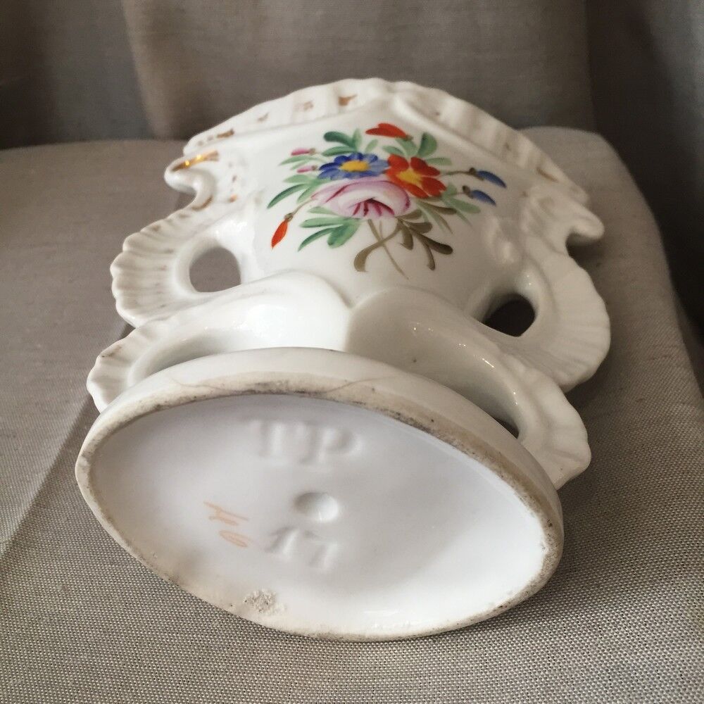 Pair of mariee vases in paris porcelain with floral decoration