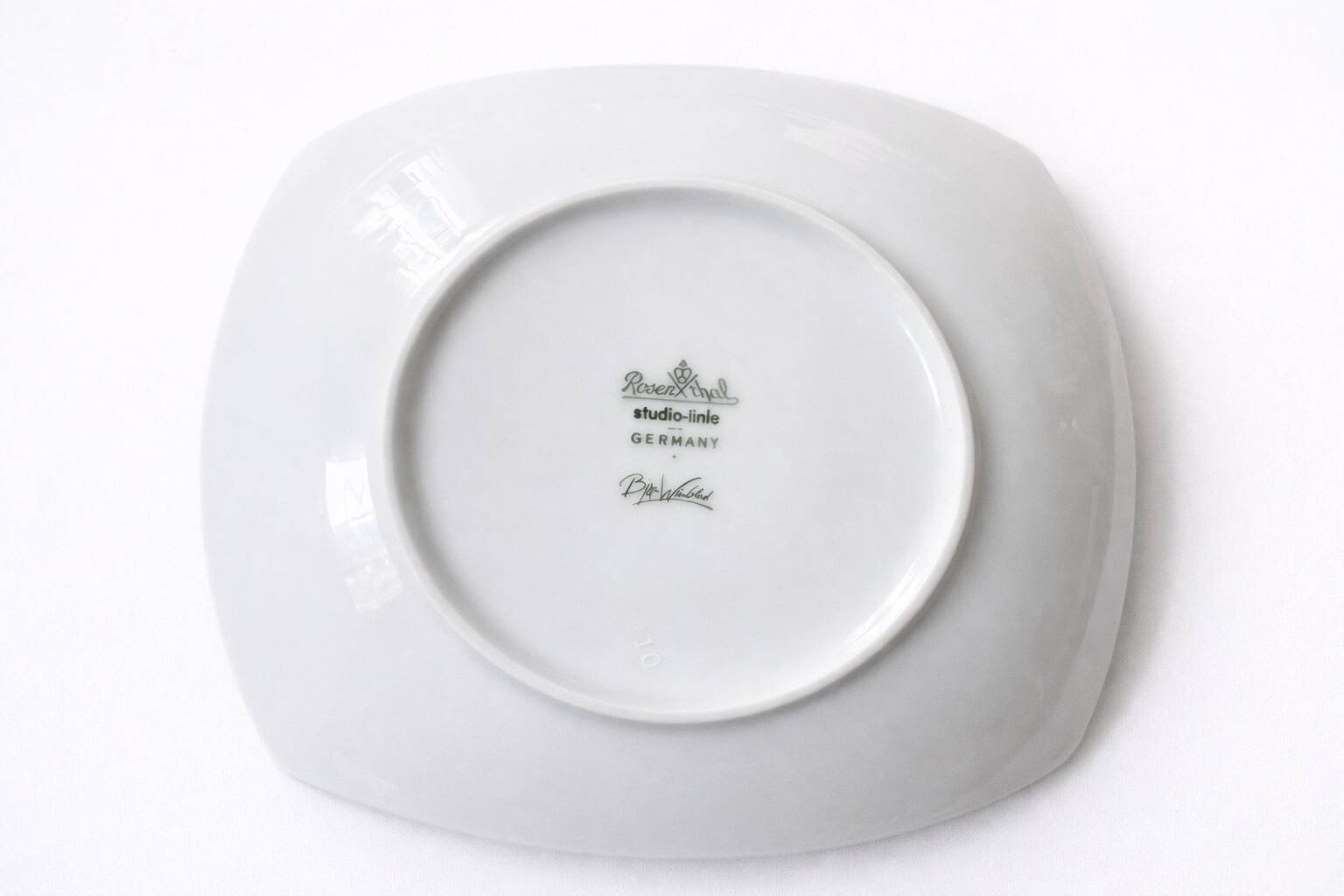 Assiette carrée en porcelaine Rosenthal Studio-Line par Bjørn Wiinblad
