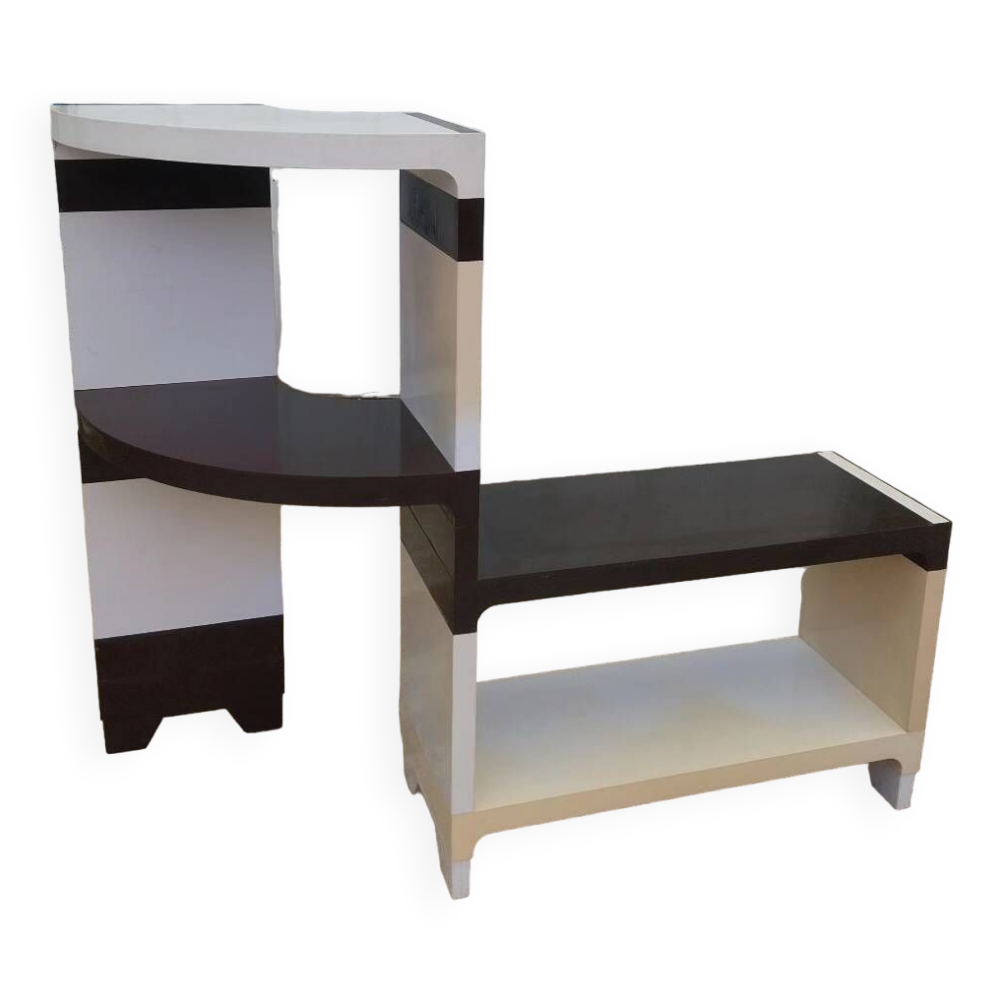 Somm Paris modular shelving