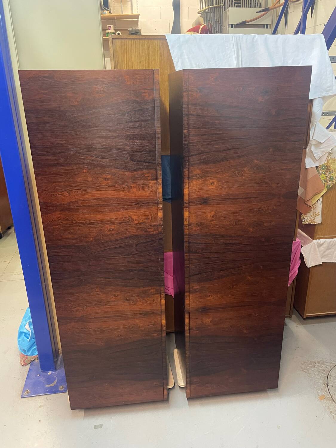 Large wall-mounted sideboard in Rio rosewood from the 1960s