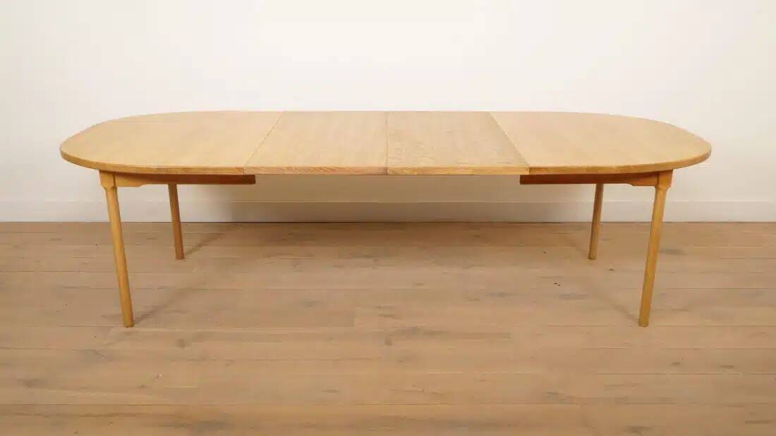 Vintage oval dining table | Oak | Extendable