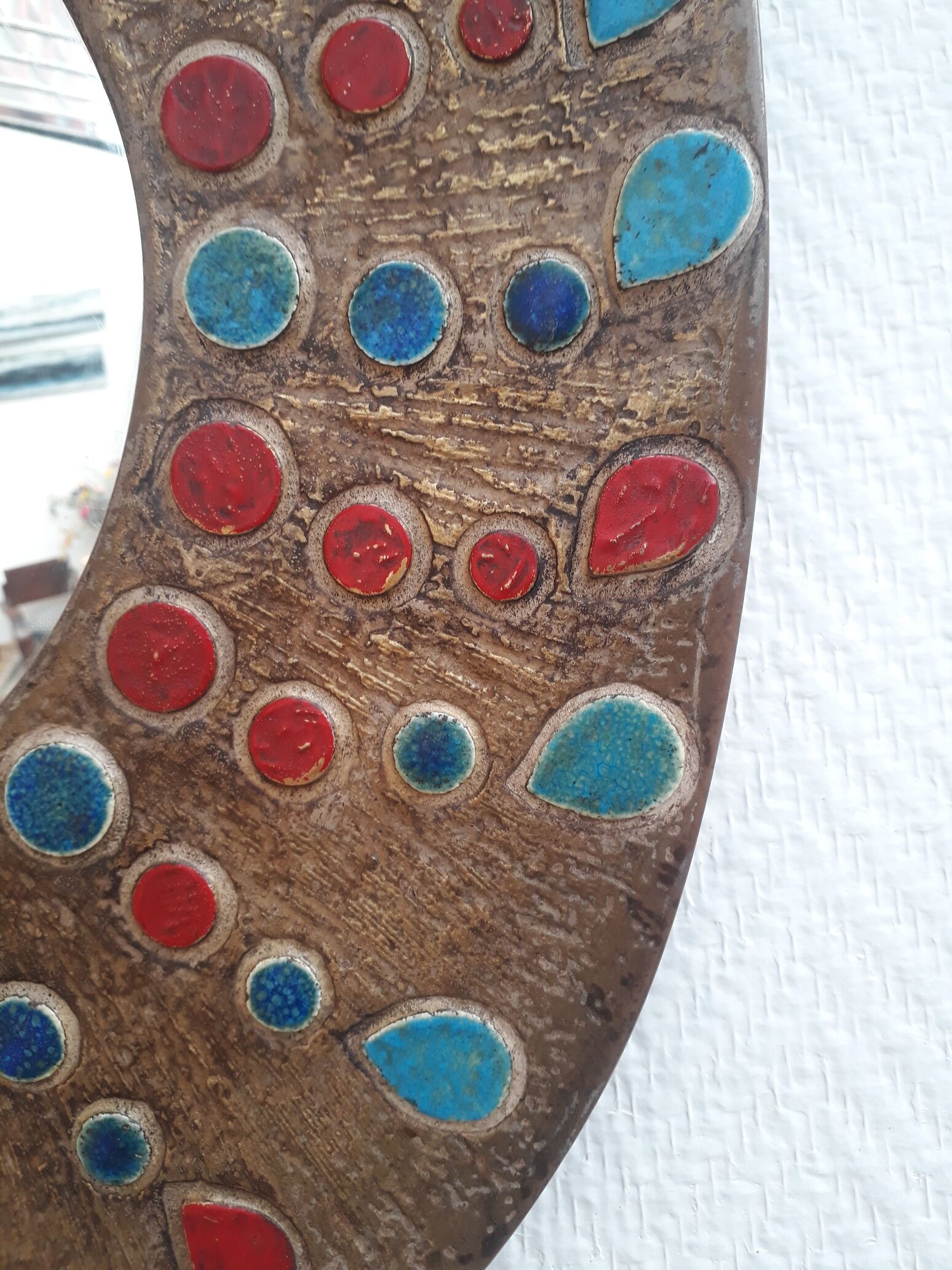 Witch mirror in resin and enamels