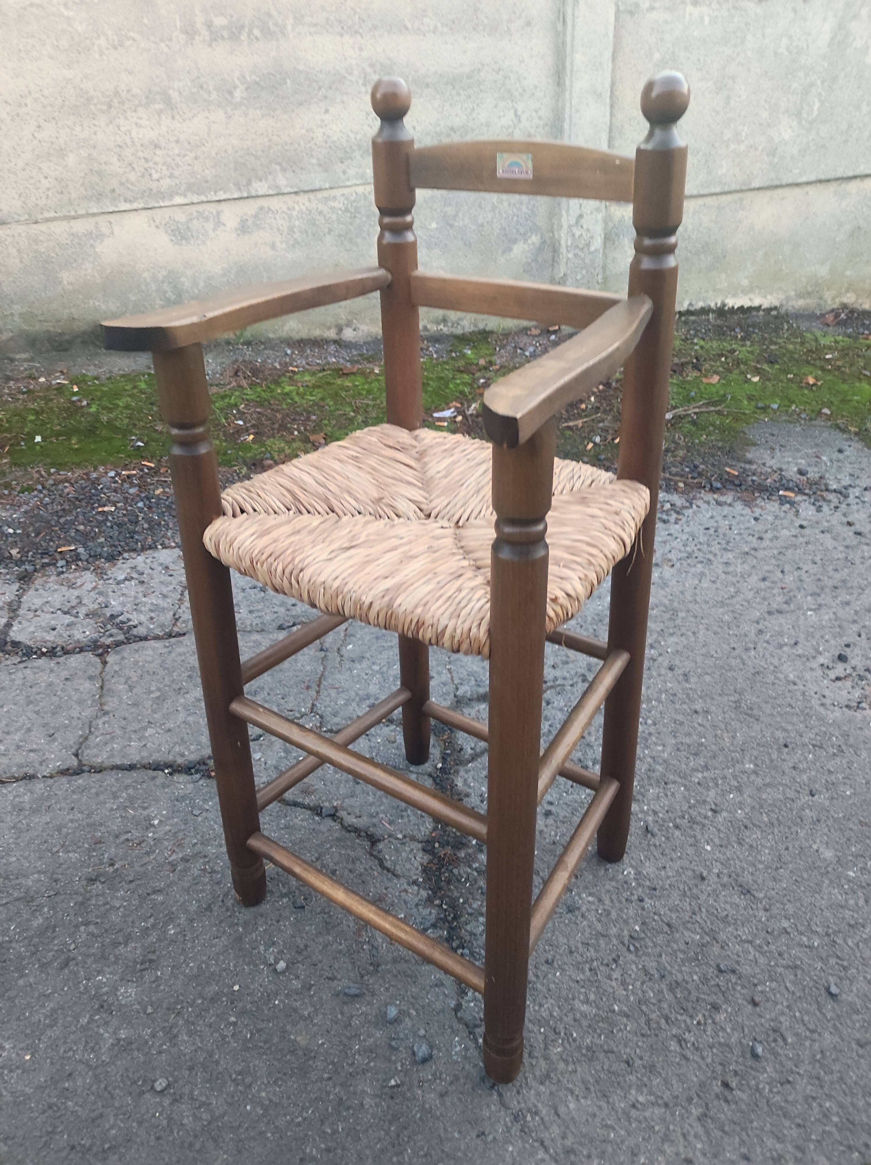 Mulched children's high chair and vintage wood