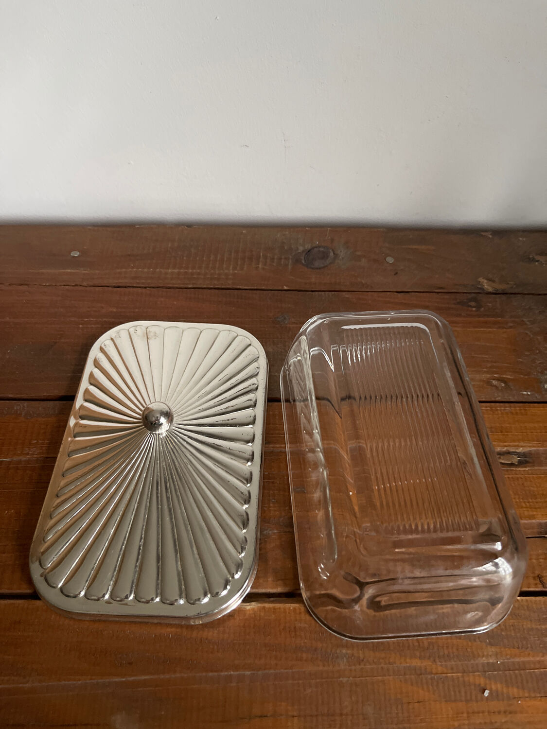 Butter dish