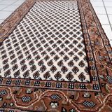Tapis vintage indien Seraband fait main en laine – 73 x 140 cm – 1970s