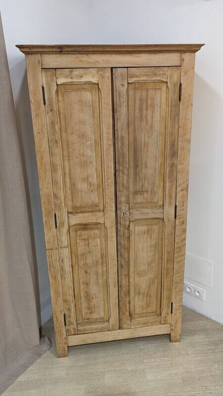 Parisian cabinet in raw wood