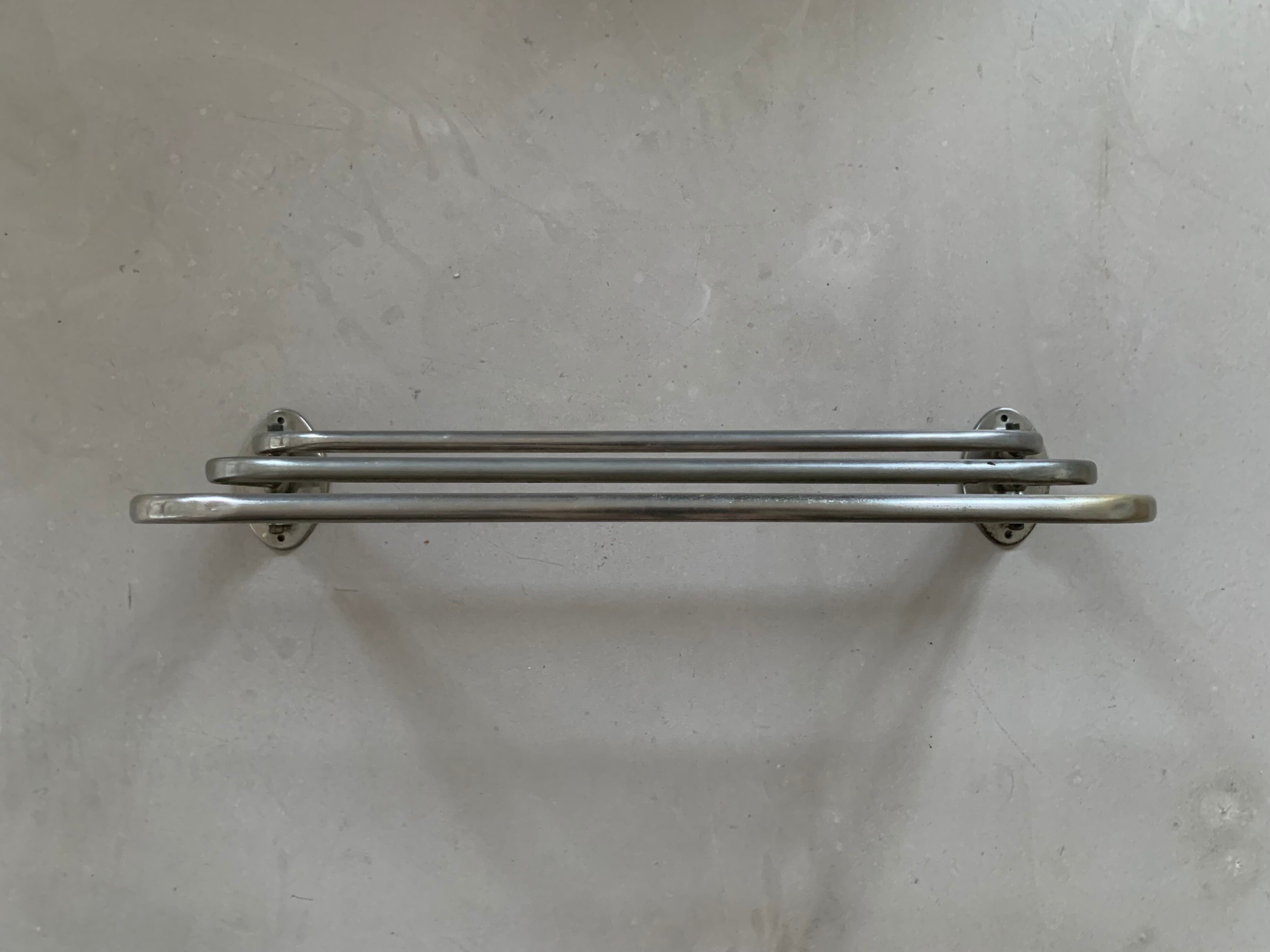 Towel rail