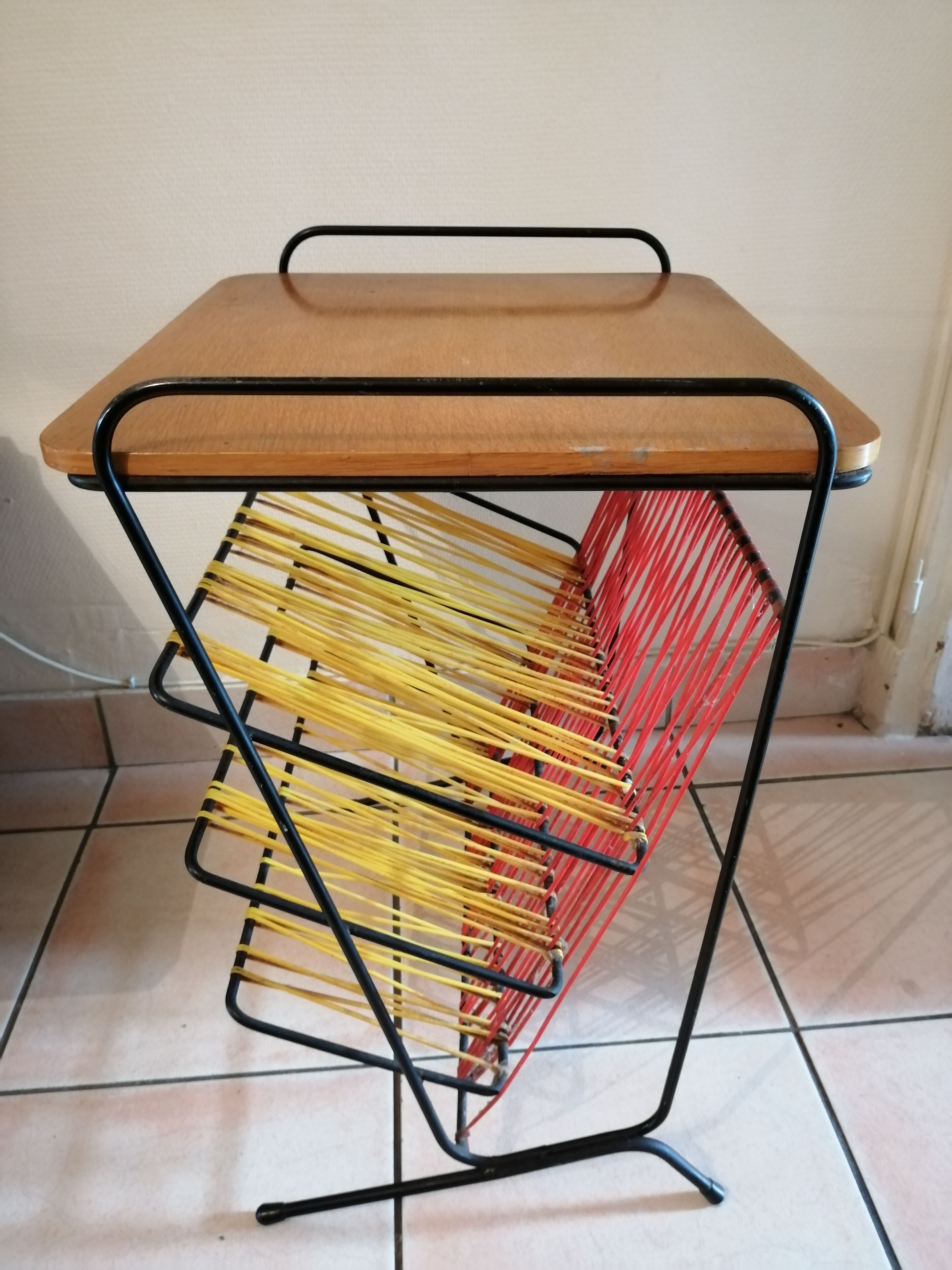 scoubidou vintage side table