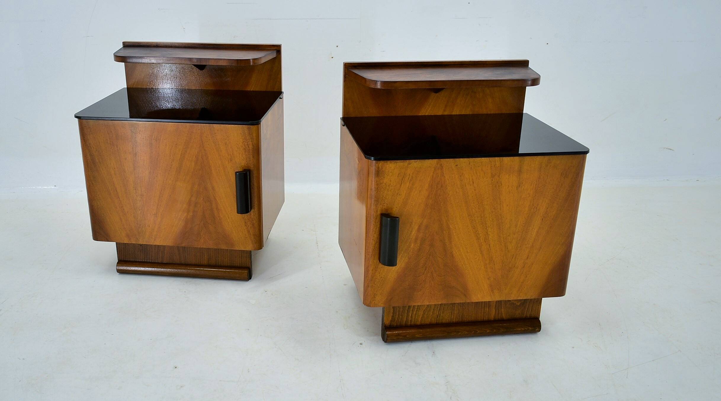 Pair of Midcentury Czechoslovakian Bedside Tables, 1940s