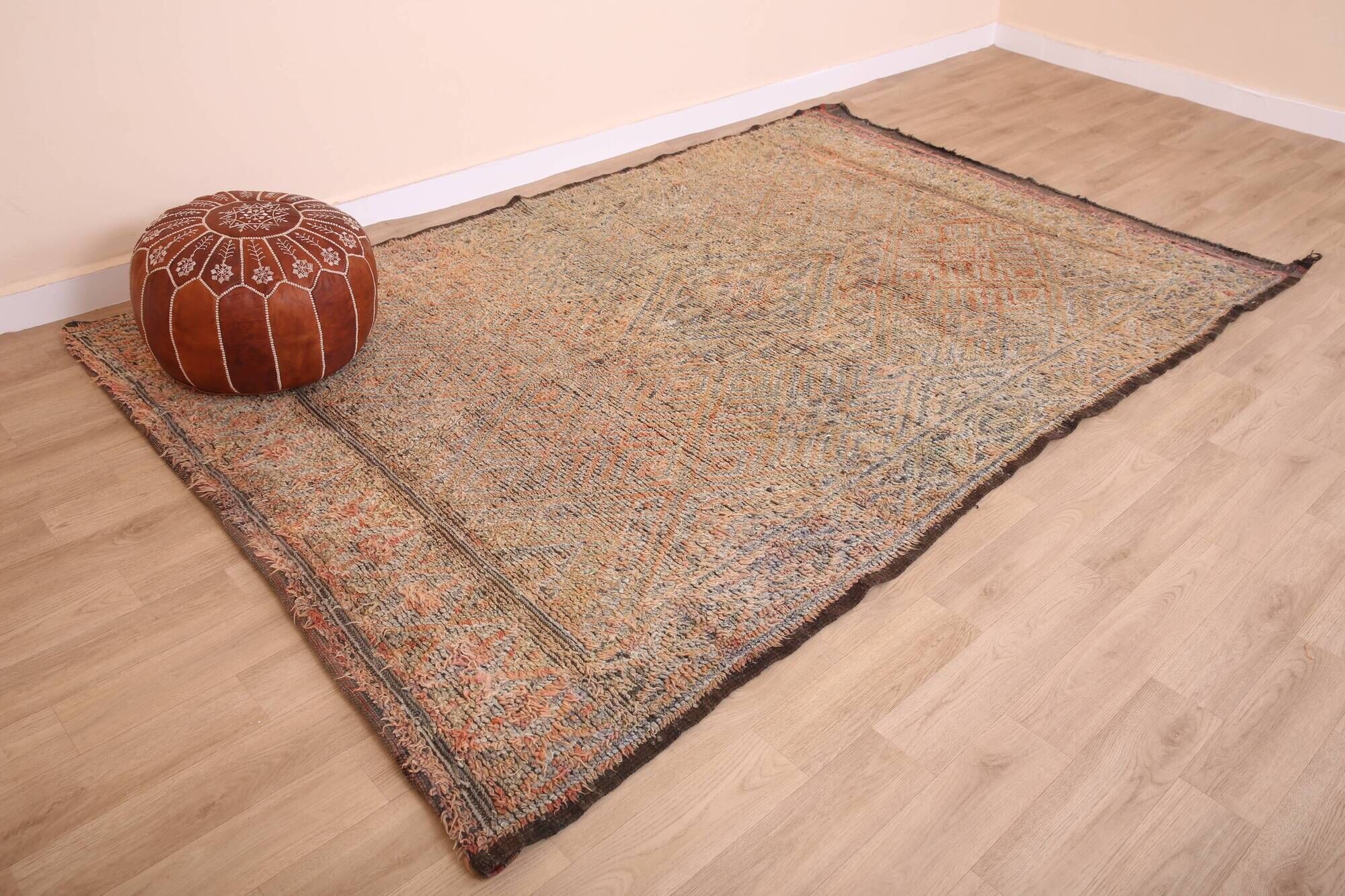 Vintage Moroccan Rug 179 x 276 cm, Berber Wool Rug Handmade, Bohemian Rug