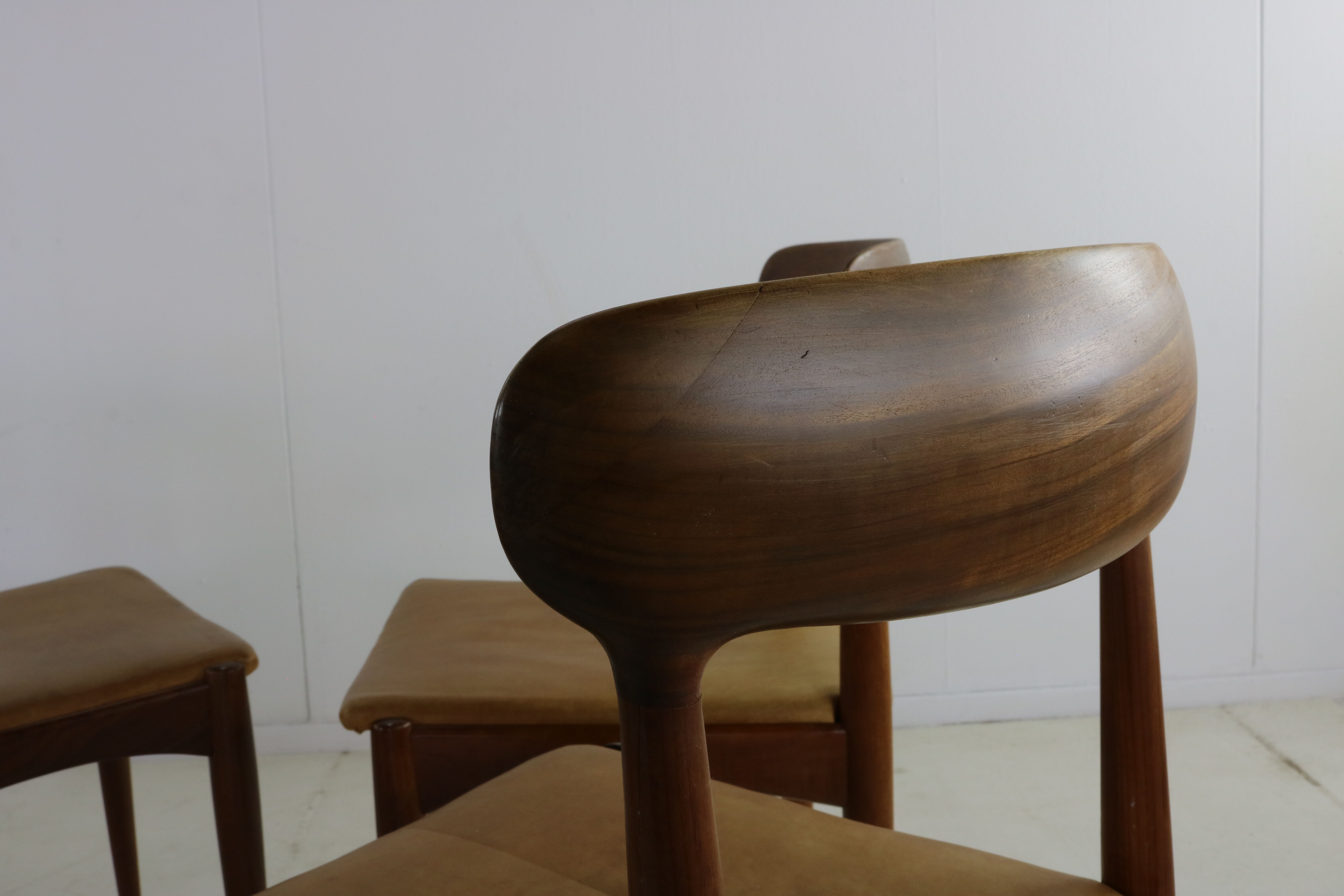 Set of four danish design dining chairs by Johanned Andersen for Uldum Møbe