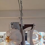 3-globe pendant light