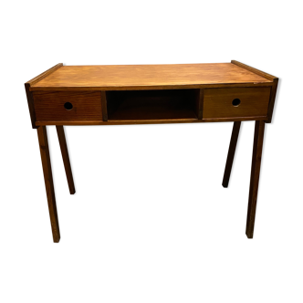 Scandinavian desk