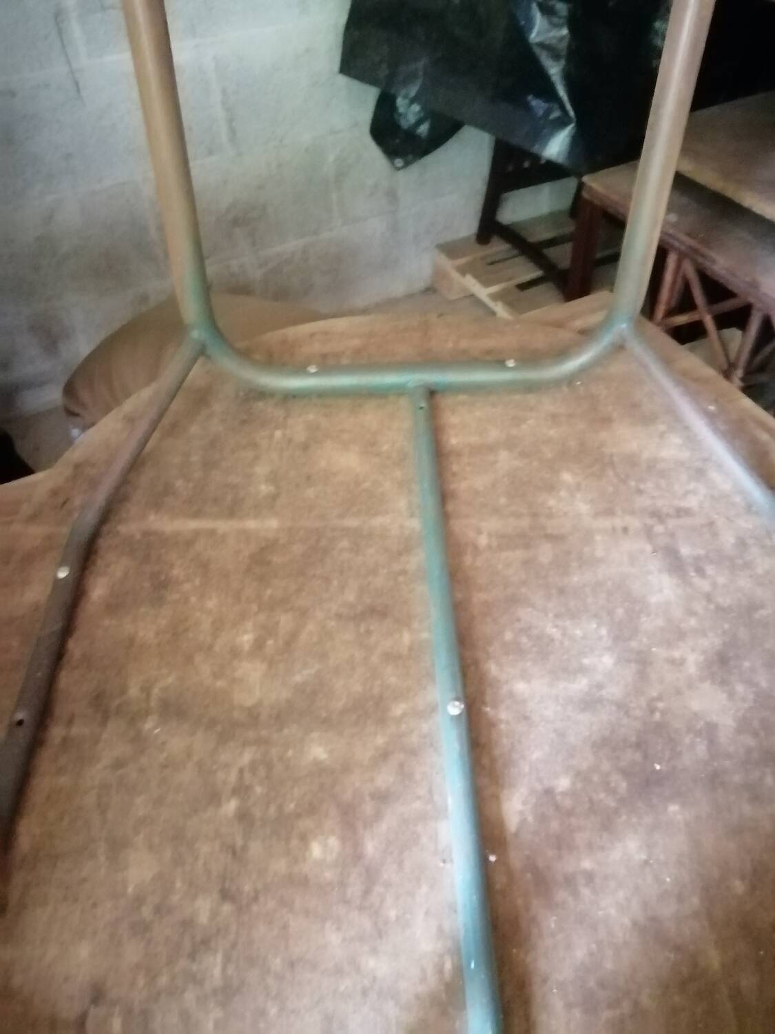 Oval nursery school table