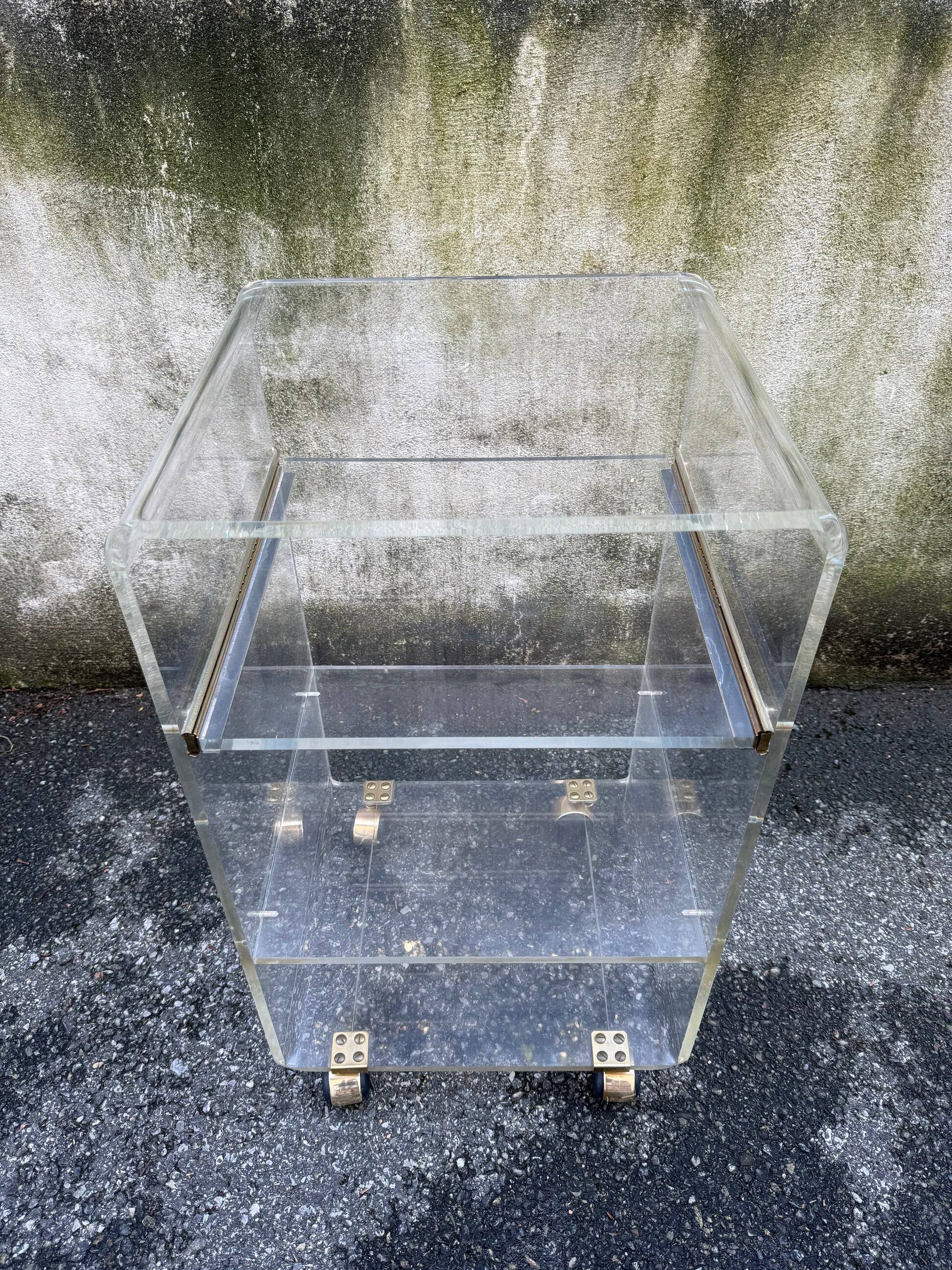 Rolling dessert trolley in plexiglass – Marais International – 1970s-1980s