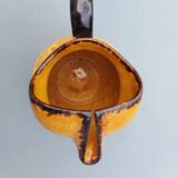 Pitcher mireille by Poët Laval
