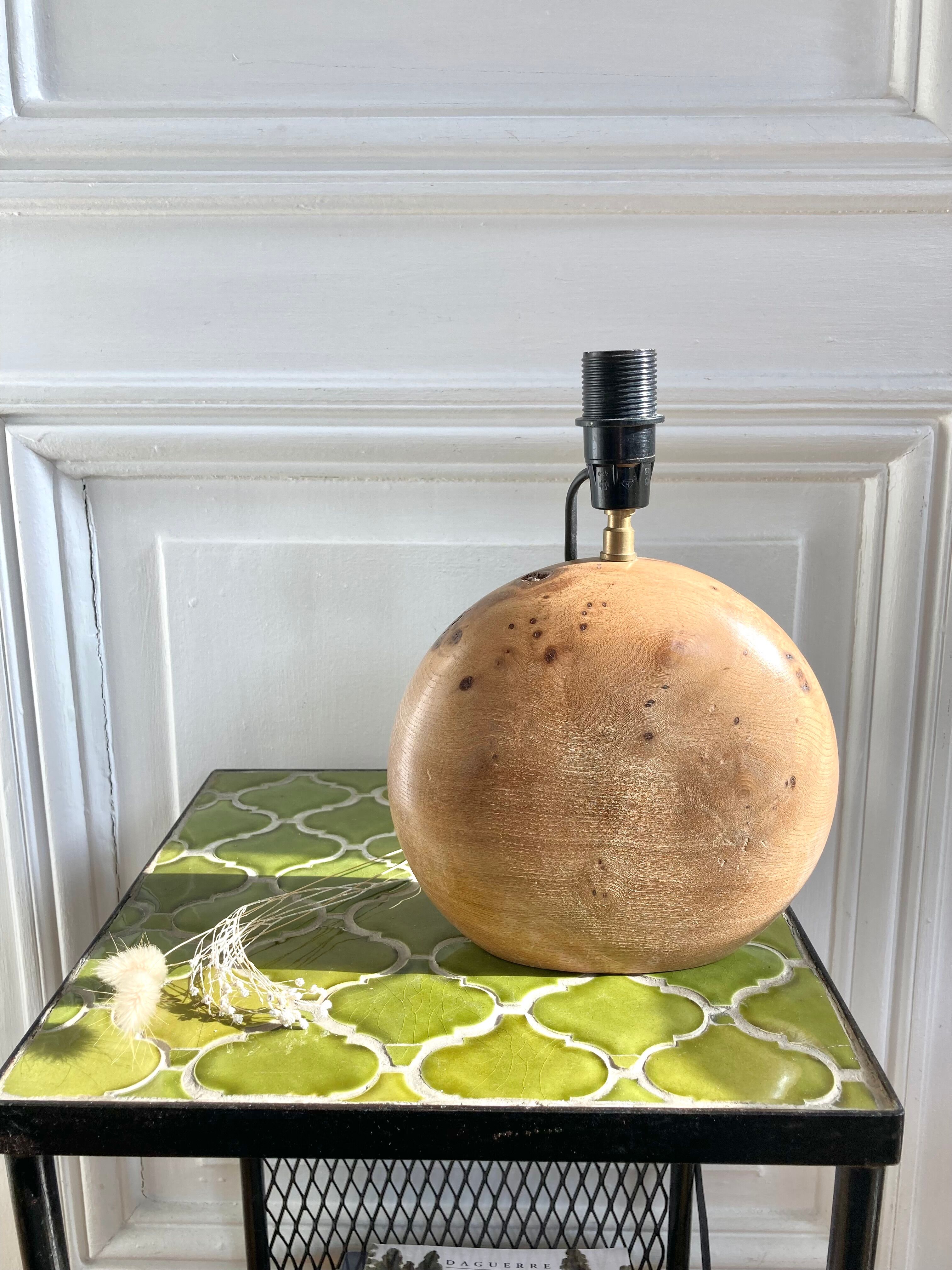 Solid wood ball lamp
