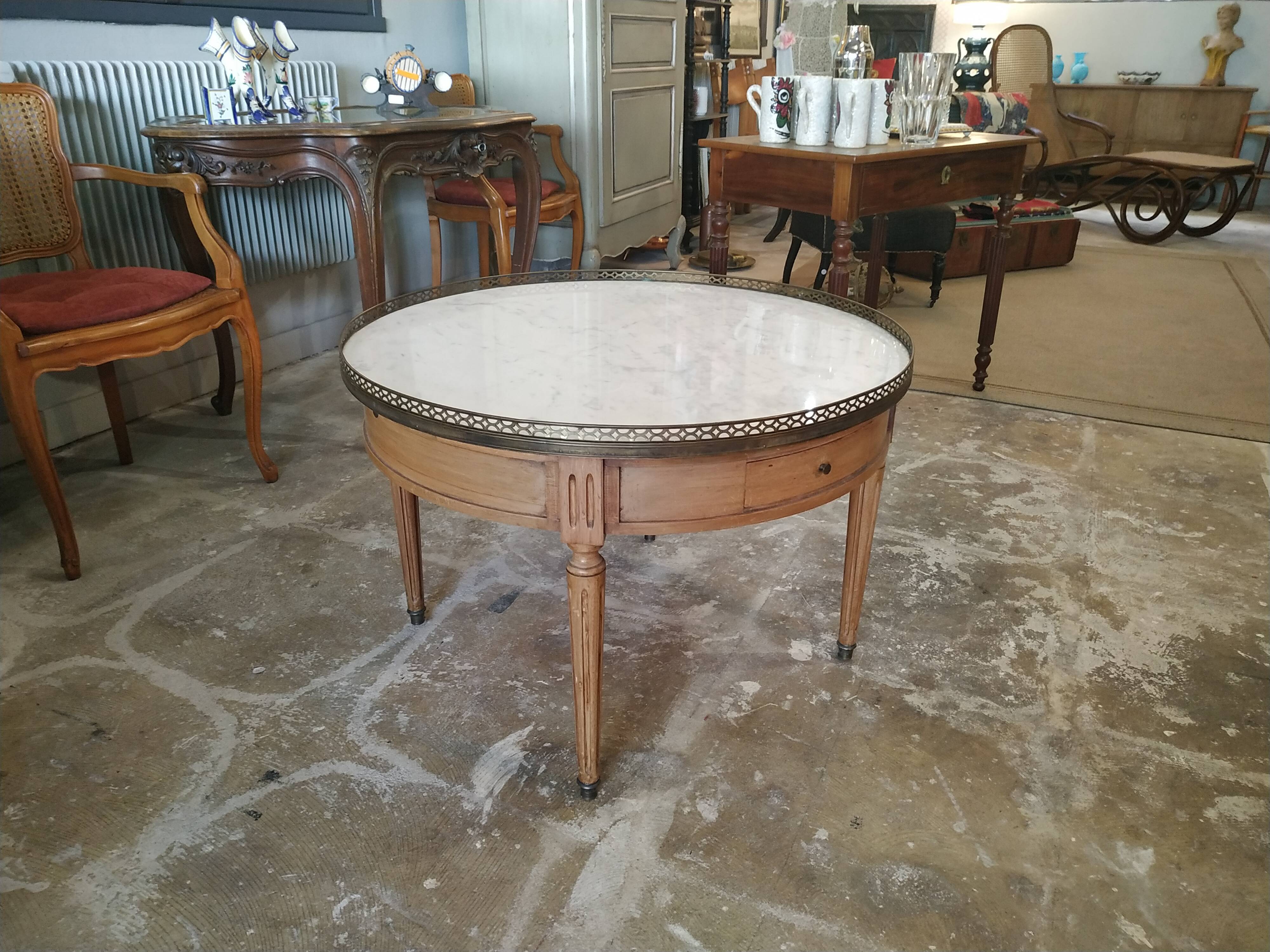 Table basse bouillotte en acajou
