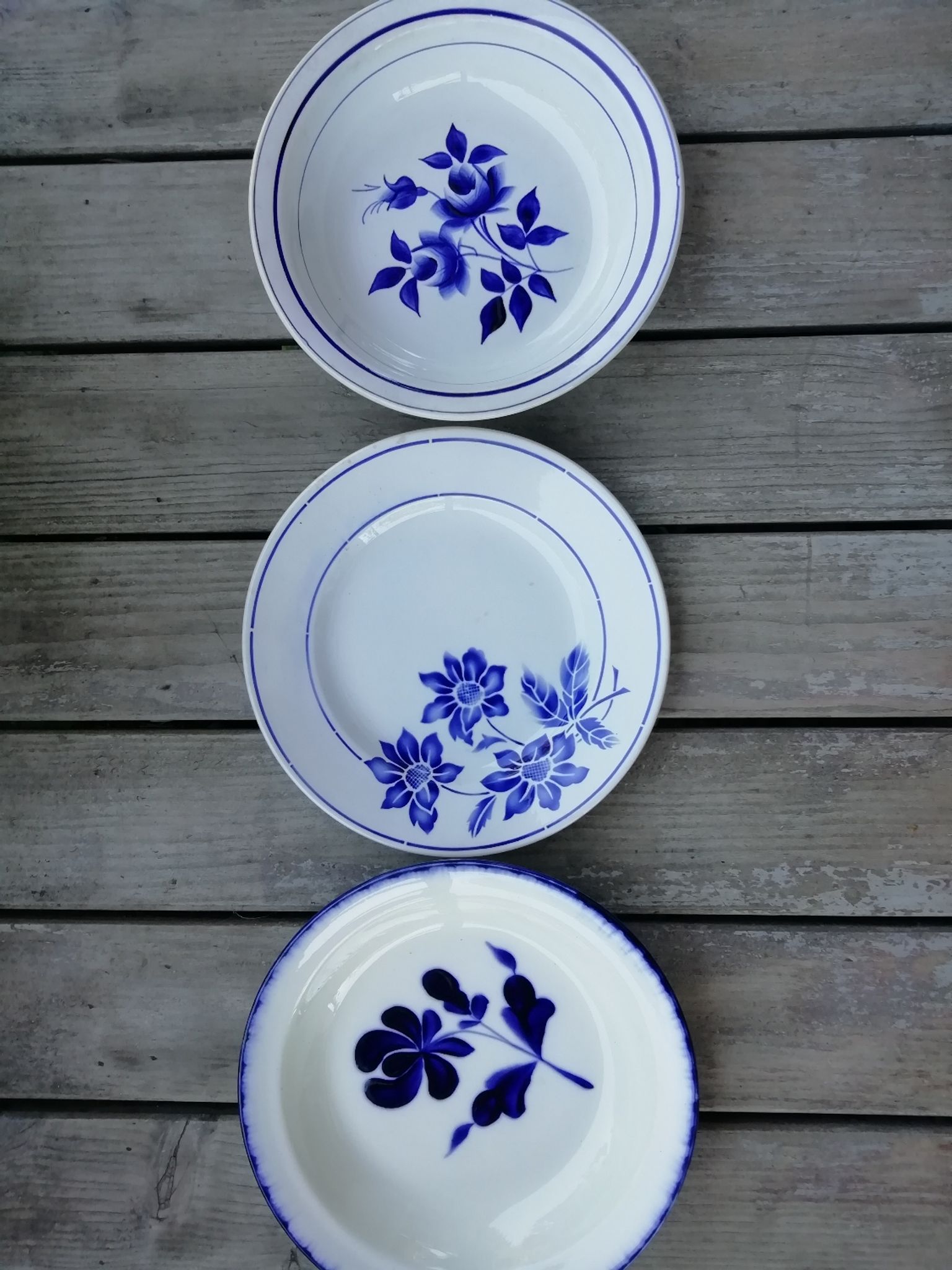 Trio of hollow dishes blue tones