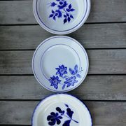 Trio of hollow dishes blue tones